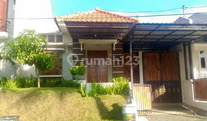 Rumah Murah di Greenhills Karangploso Luas 210 Dkt Tol