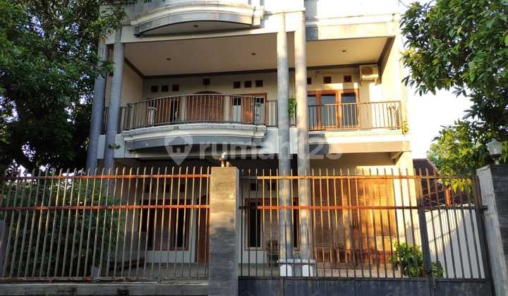 Jual Cepat Murah Rumah 2 Lantai di Gang Man Kota Sumbawa, NTB