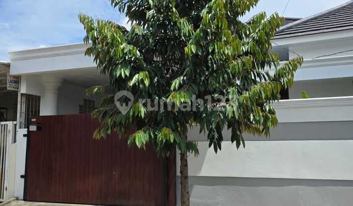 Dijual Rumah Full Renovasi Di Jakasetia Dekat Galaxy Bekasi