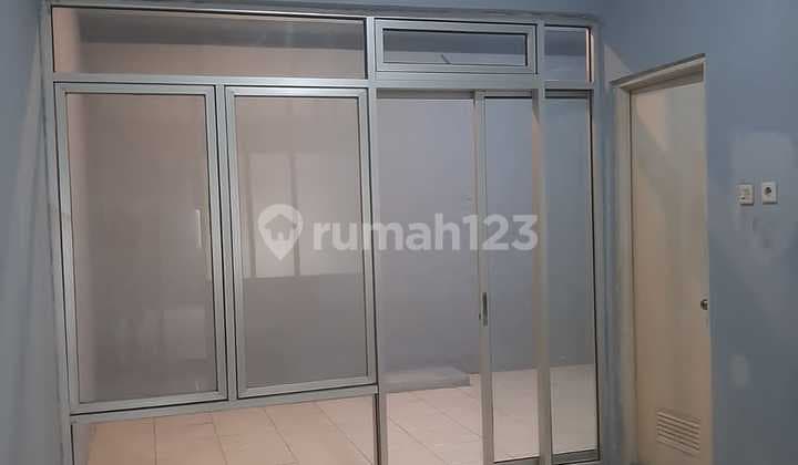 Disewakan Ruko 3 Lantai Siap Pakai Boelevard Harapan Indah Bekasi Kota