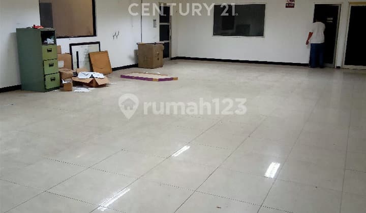 Gudang Siap Pakai 2 Akses Masuk di Kawasan Industri Jababeka