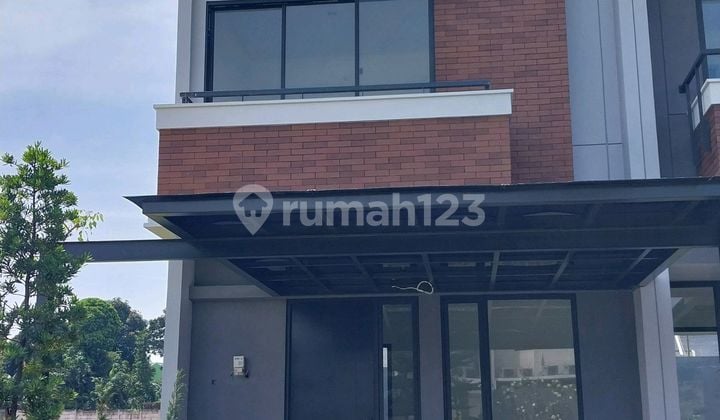 Rumah View Danau Siap Huni Bukit Golf Cibubur