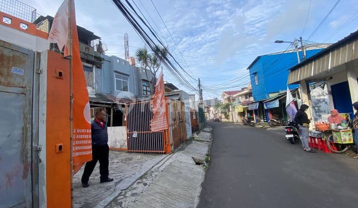 Ruko Besar 2 1/2 Lantai.cocok.untuk.bisnis