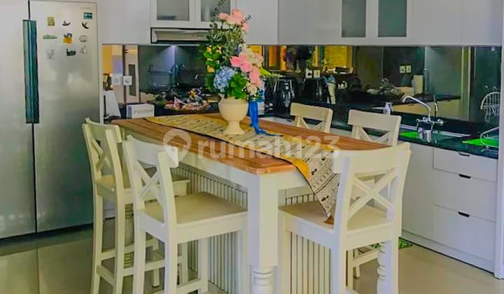 Rumah Villa di Rancamaya View Gunung Akses ke Sentul City, Puncak