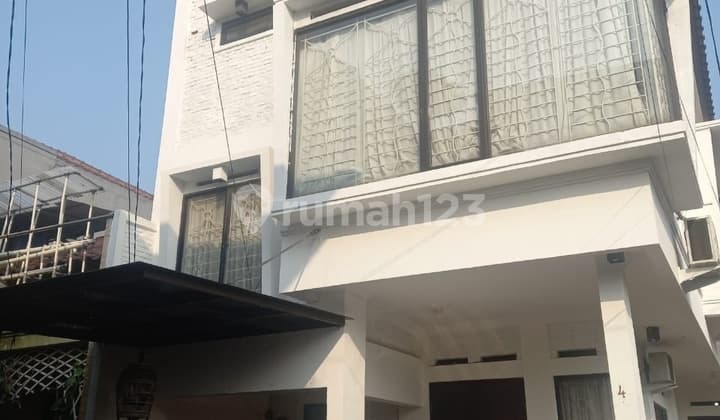 Rumah Modern Estetik 2 Lt. Siap Huni Di Cirendew Ciputat Tang Sel