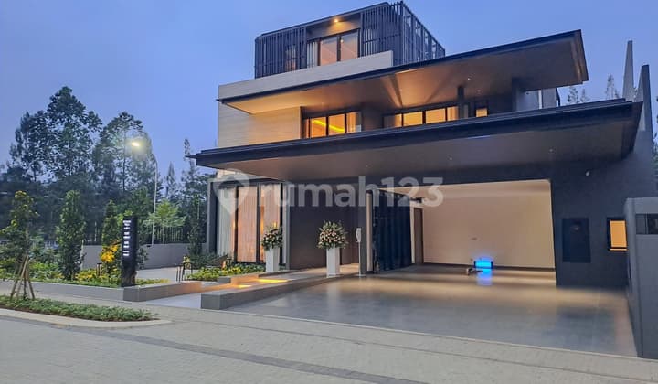 Rumah Mewah Botanic Villa Navapark BSD City view ke Botanic Park
