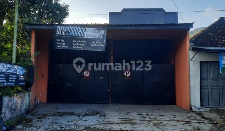 Quick Sale Potential Business Space in the Heart of Sumedang Regency