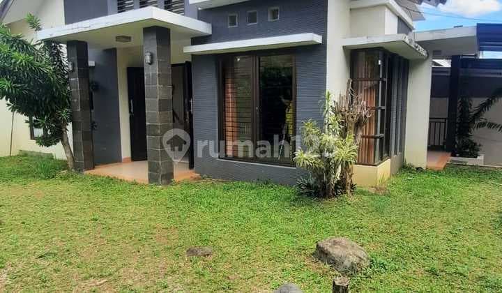 Dijual Rumah Siap Huni dengan Halaman Luas dan Dalam Cluster di Bogor Nirwana Residence