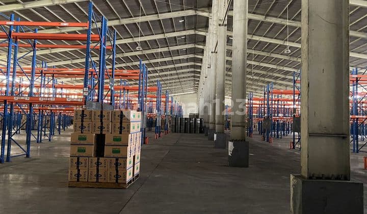 Di Jual Gudang Jababeka, Bekasi Akses 40 Feet