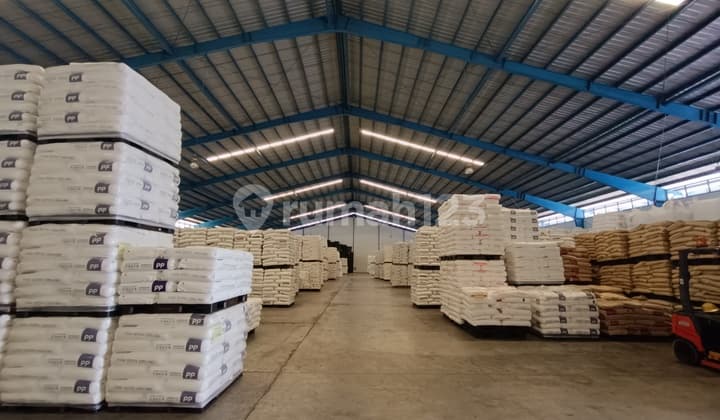 Di Jual Gudang Dan Kantor Kawasan Industri Jatake, Zona Industri Akses 40 Feet