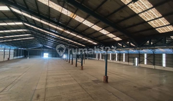 Di Jual Cepat Gudang + Kantor Delta Silicon Siap Pakai Ada Loading Dock