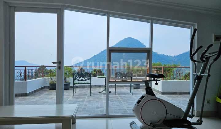 Villa dengan View Gunung Pancar dan Bukit Hambalang Dikelilingi Pohon Buah-Buahan