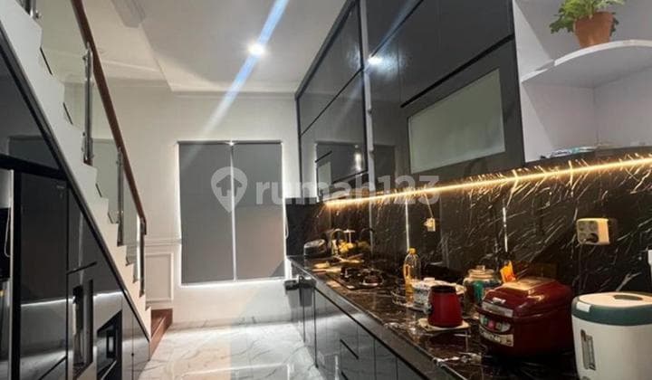 Rumah Full Furnish Bintara LT 90 LB 270 Bebas Banjir Siap Huni