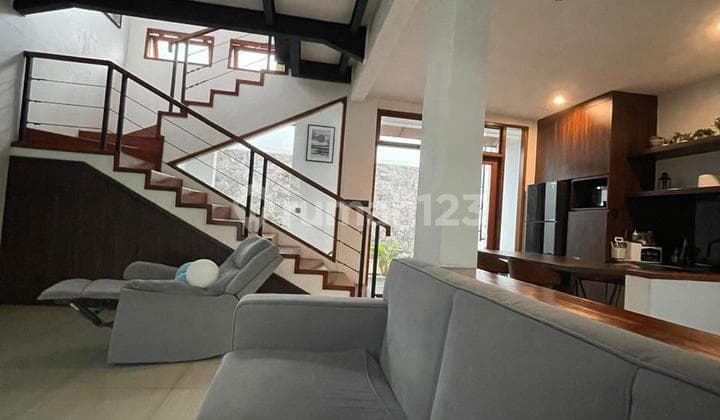 Cheapest! Luxurious House in Elite Complex Setraduta North Bandung