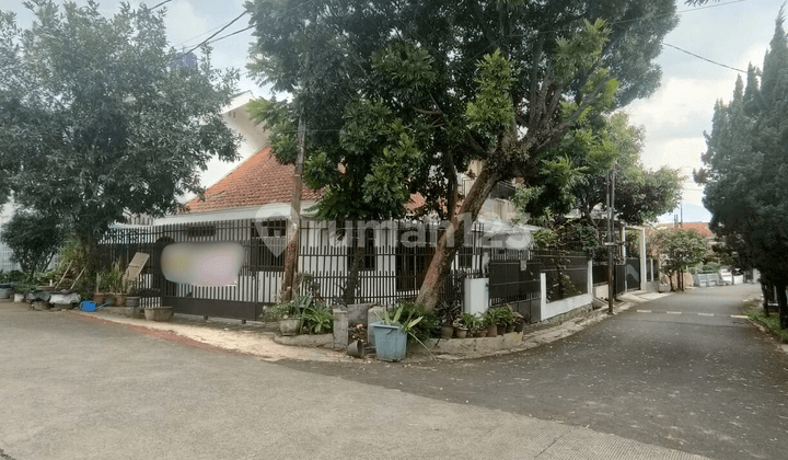 Termurah Rumah Posisi Hook di Cikutra Bandung