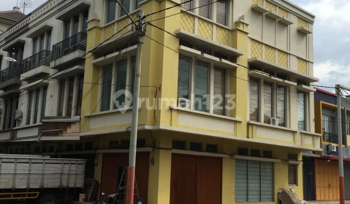 Ruko Duta Garden (Ukuran 4x12.5 m)