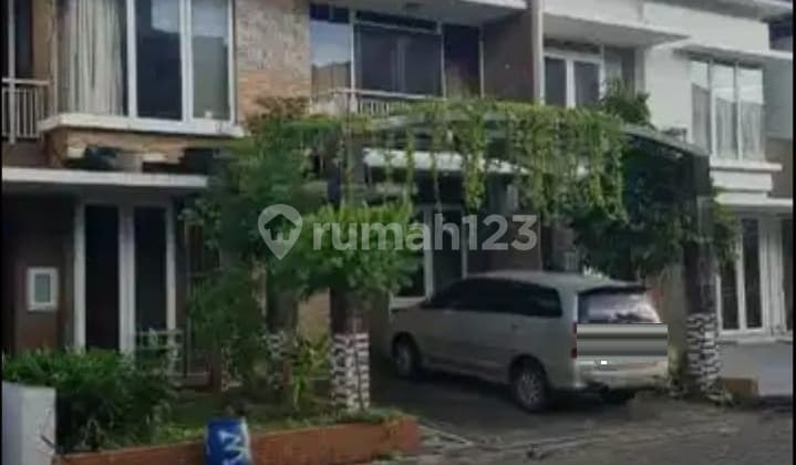 Rumah Green Lake City (Ukuran 8x15 m2)