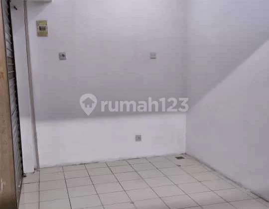 Kios Pasar Laris (Ukuran 8 m) Kios Pasar Laris (Ukuran 8 m)