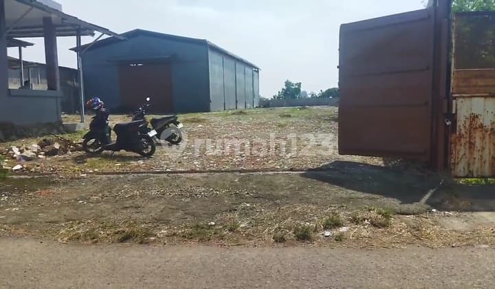 For Rent Warehouse 2104.0 M² in Citarik, Cikarang, with SHM Certificate, Mess Available.