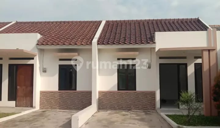 Rumah Satu Lantai Lokasi di Pancoran Mas Dekat dengan Stasiun Kereta Api,Dan Exit Pintu Tol