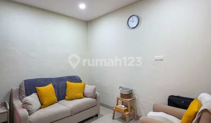 Rumah Murah Siap Huni Bagus Luas Prime Area SHM di Kebayoran Baru