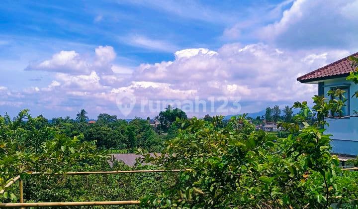 Tanah dengan View Sangat Bagus di Caringin