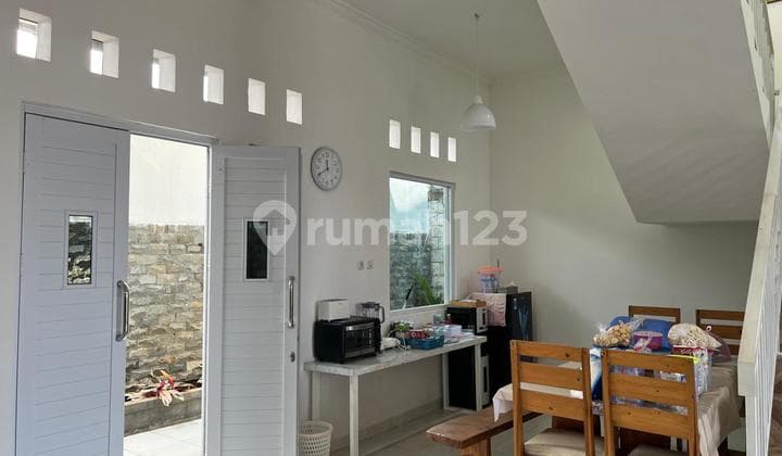 Villa Siap Huni Dengan View Gunung Salak