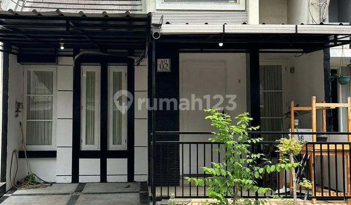 Rumah di Legenda Wisata Cibubur Dekat 4 Akses Tol dan Transportasi,Lrt