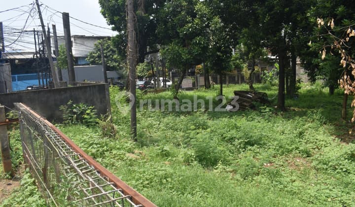 Tanah Hoek di Bintara Jaya Lokasi Bagus Strategis Hadap Barat dan Utara