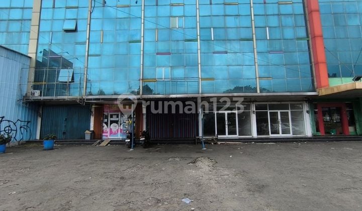 Ruko 3 Lantai di Harapan Indah Bekasi Lokasi Sangat Strategis