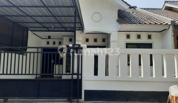 HOUSE FOR RENT 3 BEDROOMS IN METLAND MENTENG, EAST JAKARTA