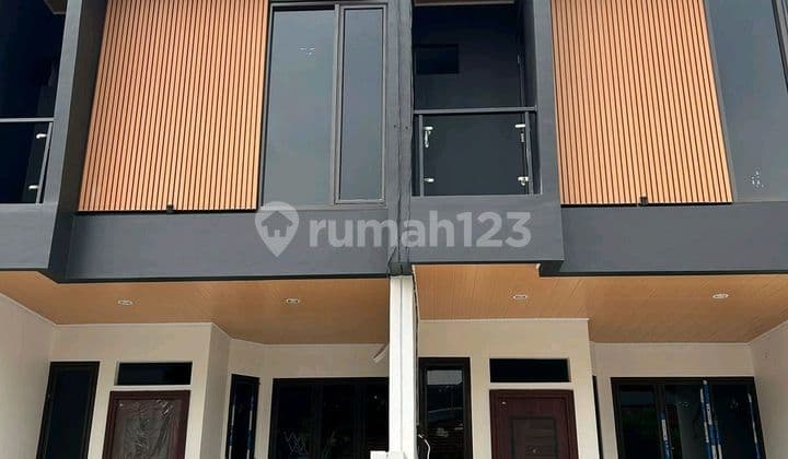 Rumah Mewah di Cempaka Putih Tengah 3 Kamar 2 Lantai Dekat Akses Tol