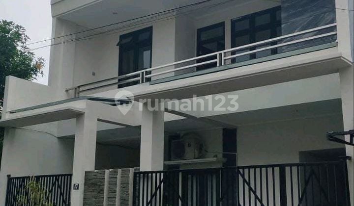 Rumah Siap Huni 2 Lantai . Jln Baruk Timur