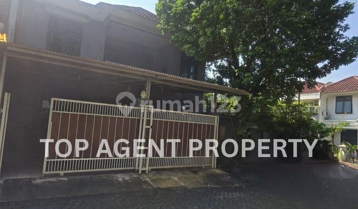 Fast Sale: Corner House, 2 Floors, Comfortable, Strategic, at Villa Indah Pajajaran, Bogor
