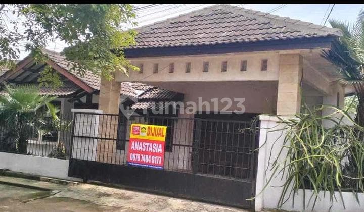 Rumah 1 Lt di Hook Cimanggu Permai 2,Cocok untuk untuk Rumah Tinggal atau Usaha Kos2an Maupun Cafe, Lokasi Strategis, 5 Minit Akses Tol Sentul Selatan