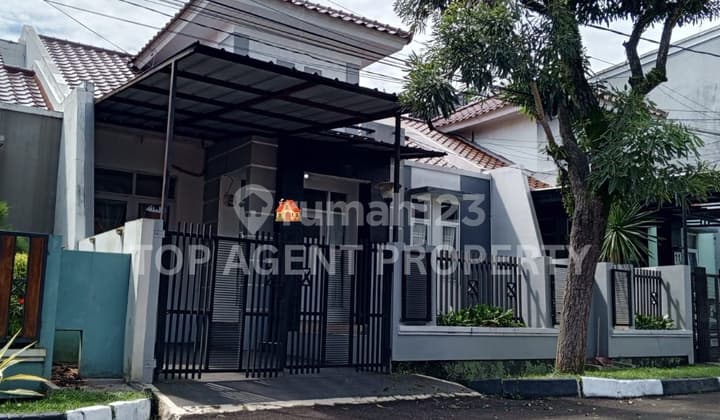 *Single-Story Residential House for Sale, Well-Maintained, Cozy, Strategic Location, Sector 7 Taman Yasmin, Bogor*