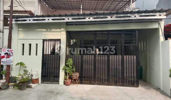 Dijual Rumah Strategis Daerah Matraman Jakarta Timur SHM