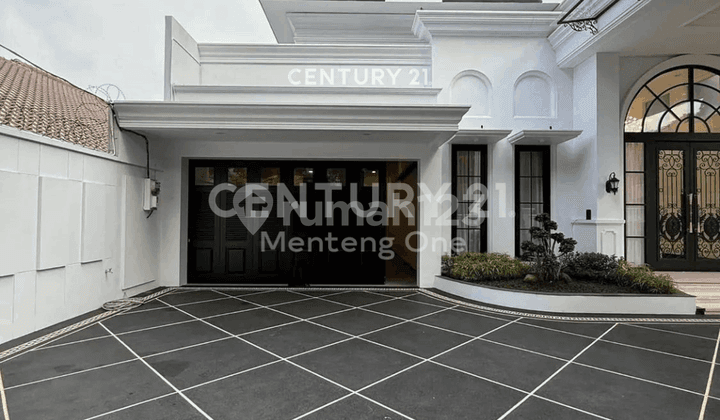 Rumah American Classic Brand New Menteng