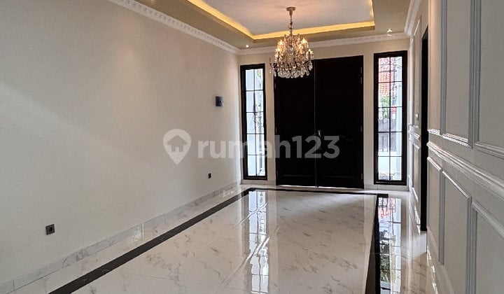 Disewakan Brand New House Dekat Sudirman dan Rasuna Said