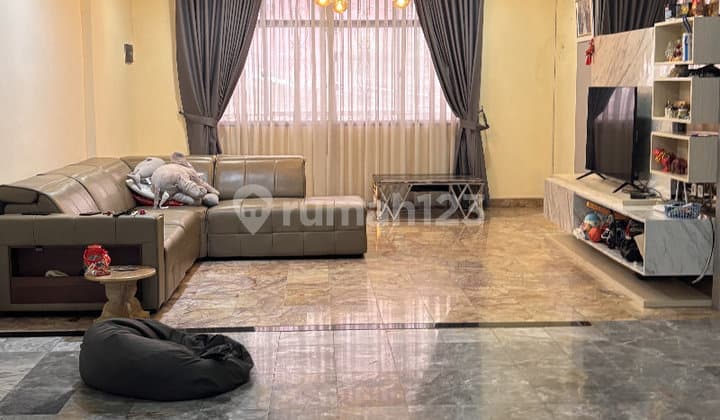 Dijual Ruko Dekat Pasar Baru Harga Mendekati NJOP