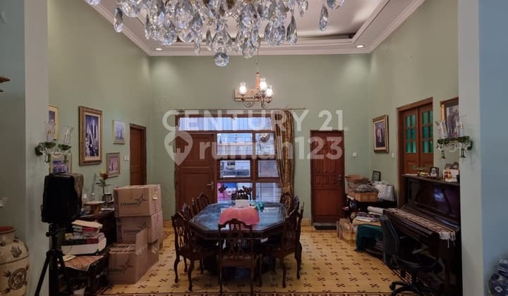 Dijual Rumah Menteng Inti, Dekat Cafe & Resto