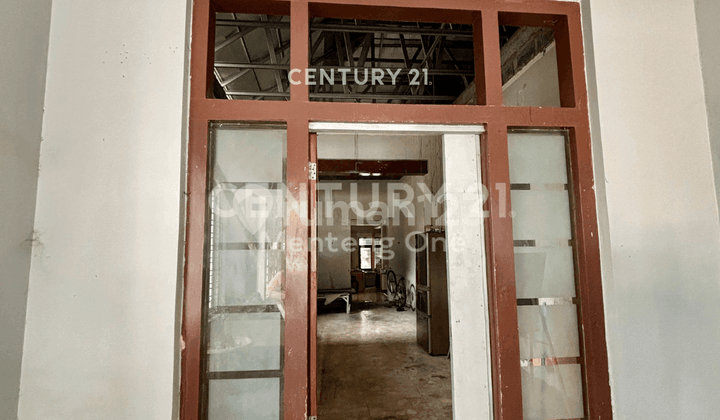 Ruang Usaha 2 Lantai Lokasi Strategis di Jakarta Pusat