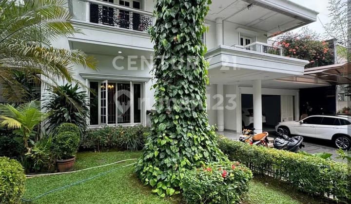 Rumah Elegan Siap Huni di Kawasan Prestisius Menteng
