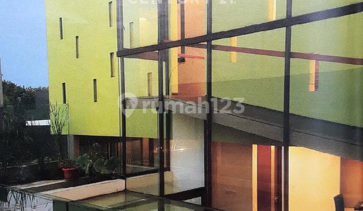Rumah Smart Living dan Modern Minimalis. Award Skala+ Magazine