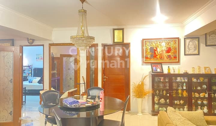 Rumah dan Kos2an 2 Lantai Dgn Bangunan Terpisah Lokasi Strategis