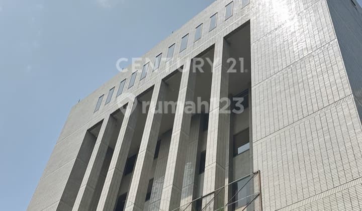 Gedung Siap Pakai di Lokasi Super Strategis di Menteng