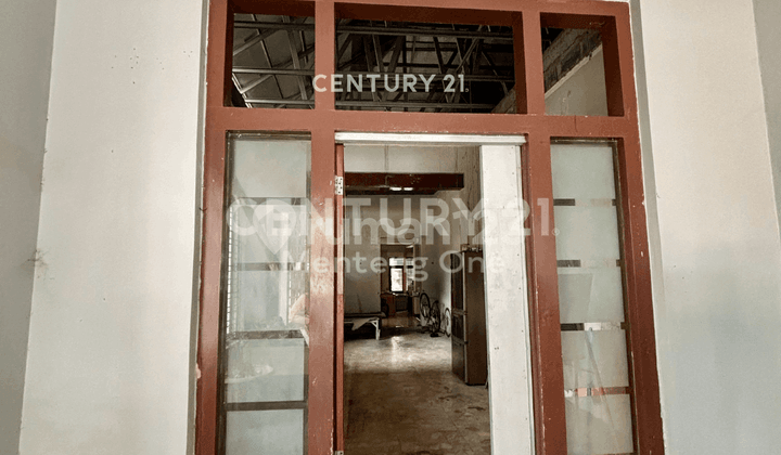 Ruang Usaha 2 Lantai Lokasi Strategis di Jakarta Pusat