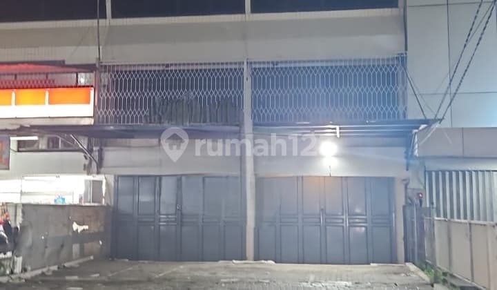 Ruko 3 Lantai Disewakan Pinggir Jalan Kalimalang