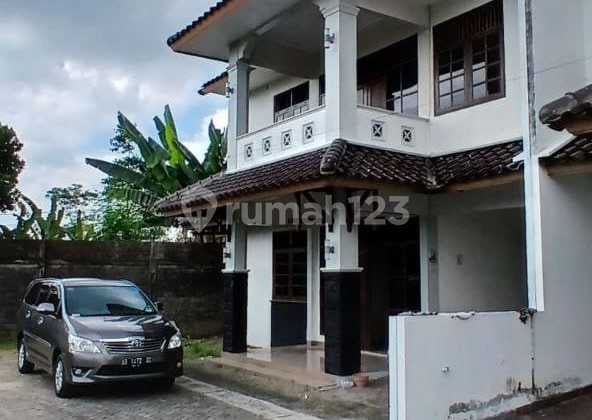Jual Rumah 2 Lantai Dekat Bandara Adisucipto & Gerbang Tol Purwo