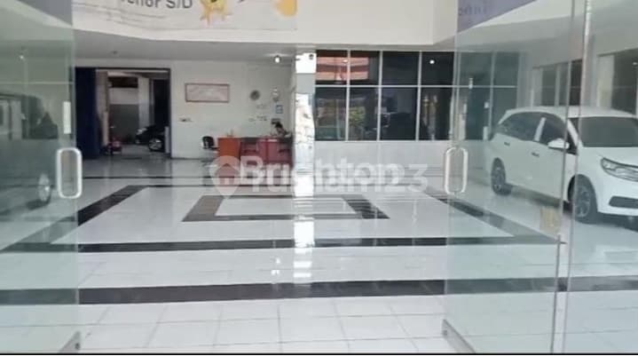 Tempat Usaha Dr. Cipto Semarang